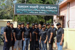 Team in front of Bangladesh bannayaprani sheba foundation